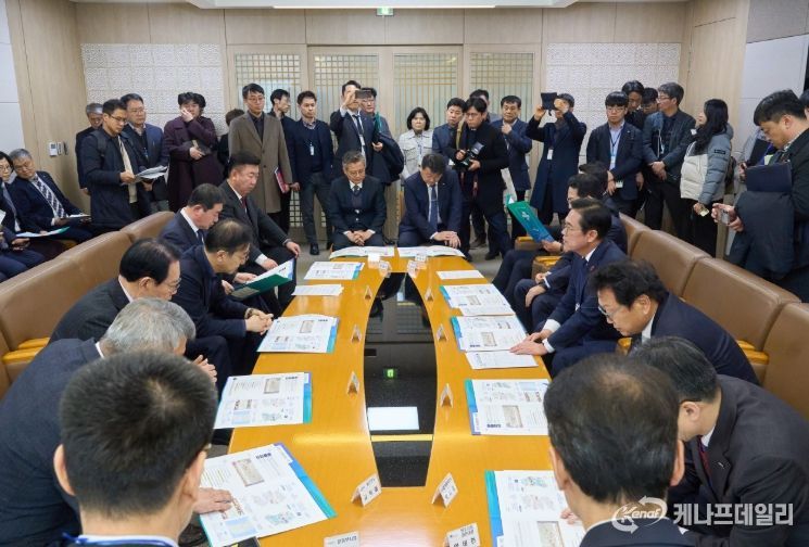 , 중부권 동서횡단철도 국가계획 반영 촉구 공동건의문 제출